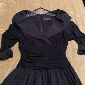 Jessica Howard dark blue dress